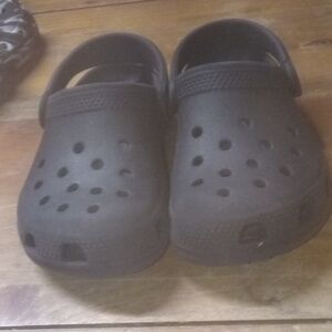 CROCS Kids Classic Clogs in Black